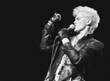 Billy Idol performs, Chicago, Illinois, 1980s. (Photo by Kirk West/Getty Images)
